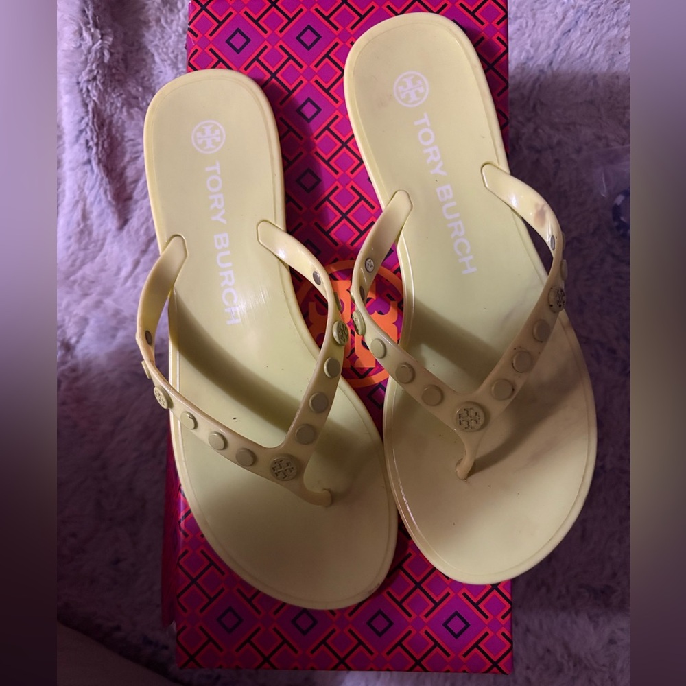 COPY - Tory Burch sandels